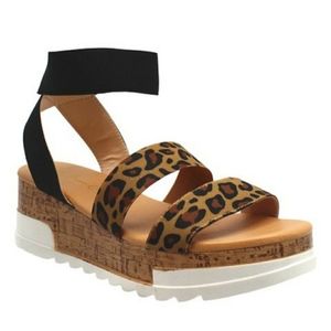 Jessica Carlyle Brown Leopard Ankle-Strap S.8